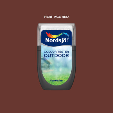 Test af udendørs maling i farven Nordsjö Heritage Red