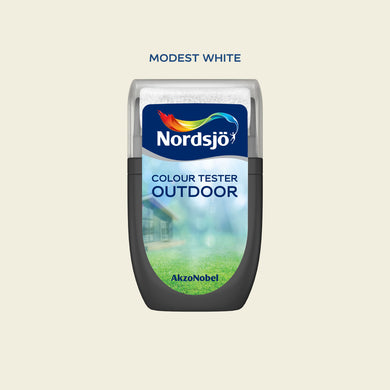 Test af udendørs maling i farven Nordsjö Modest White